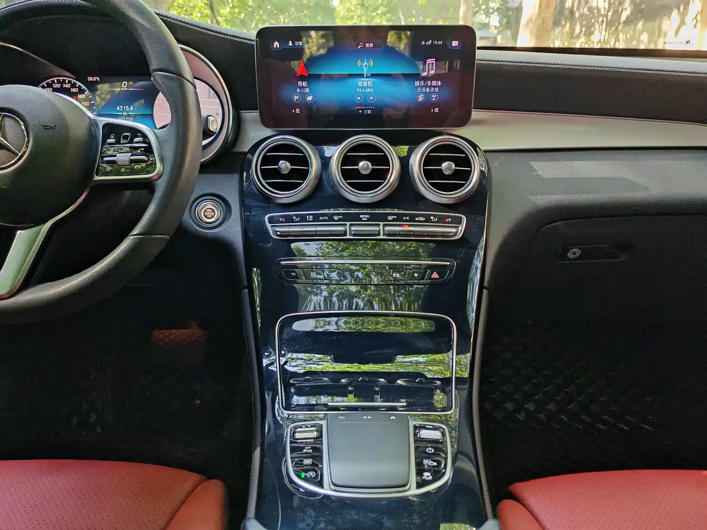 Mercedes-Benz GLC 2021 GLC 300 L 4MATIC Sporty фото 12