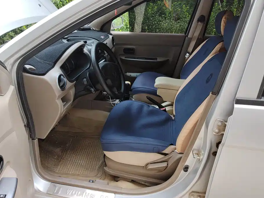 Wuling Motors Wuling Hongguang 2013 2013 1.5L Standard