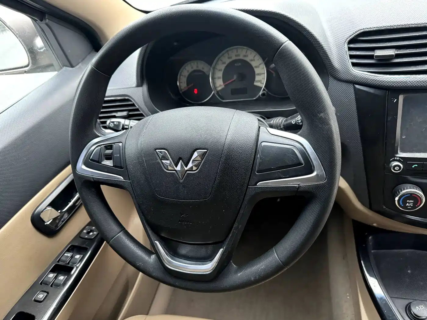 Photo 9 - Wuling Motors Wuling Hongguang