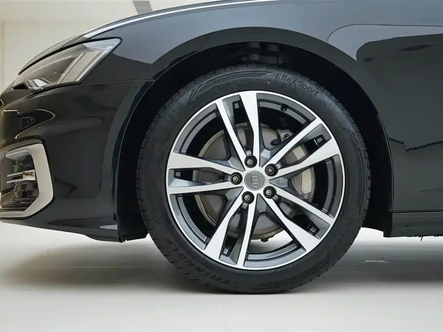 Audi A6L 2020 40 TFSI Luxury Dynamic фото 15