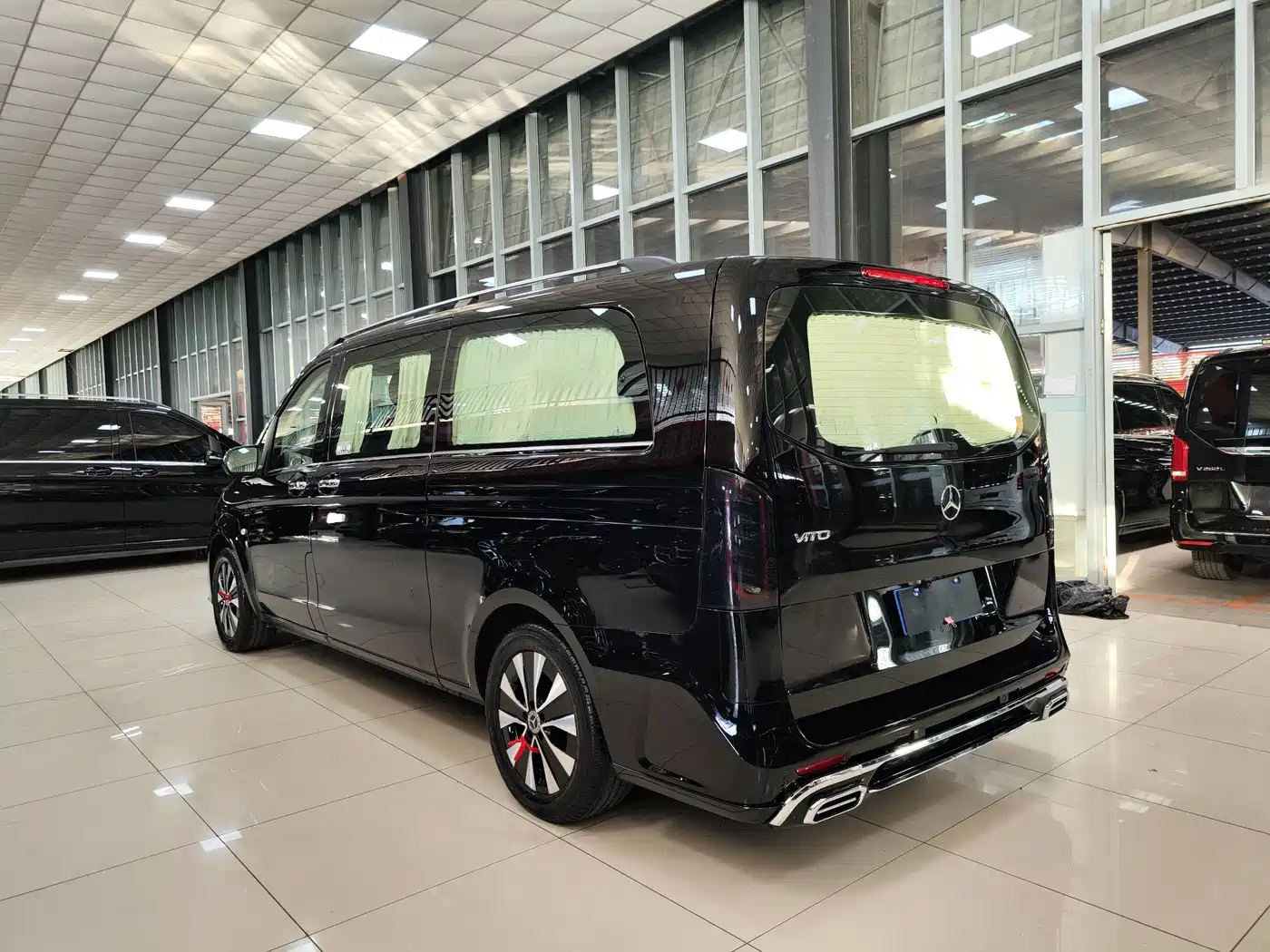 Mercedes-Benz Vito 2021 2.0T Business Edition 7-seater фото 28