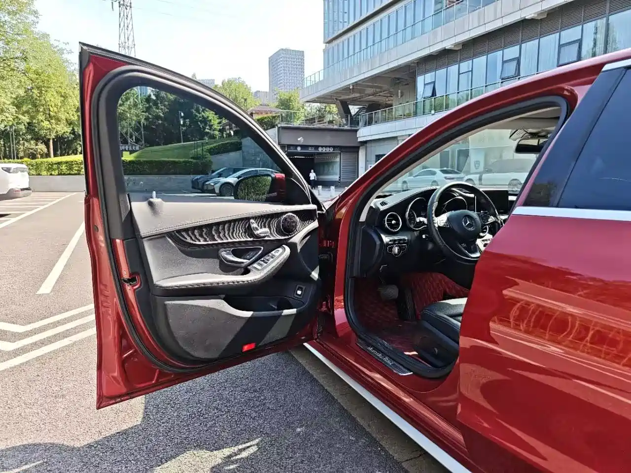 Mercedes-Benz C-Class 2016 C 180 L Sport фото 26