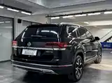Фото 7 - Volkswagen Teramont