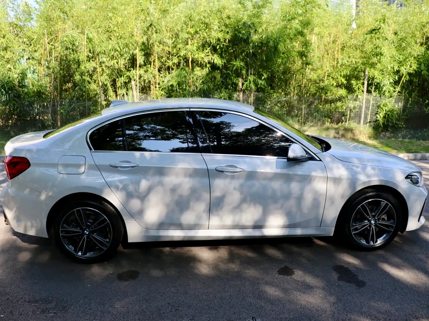 BMW 1 Series 2022 120i M Sport фото 7
