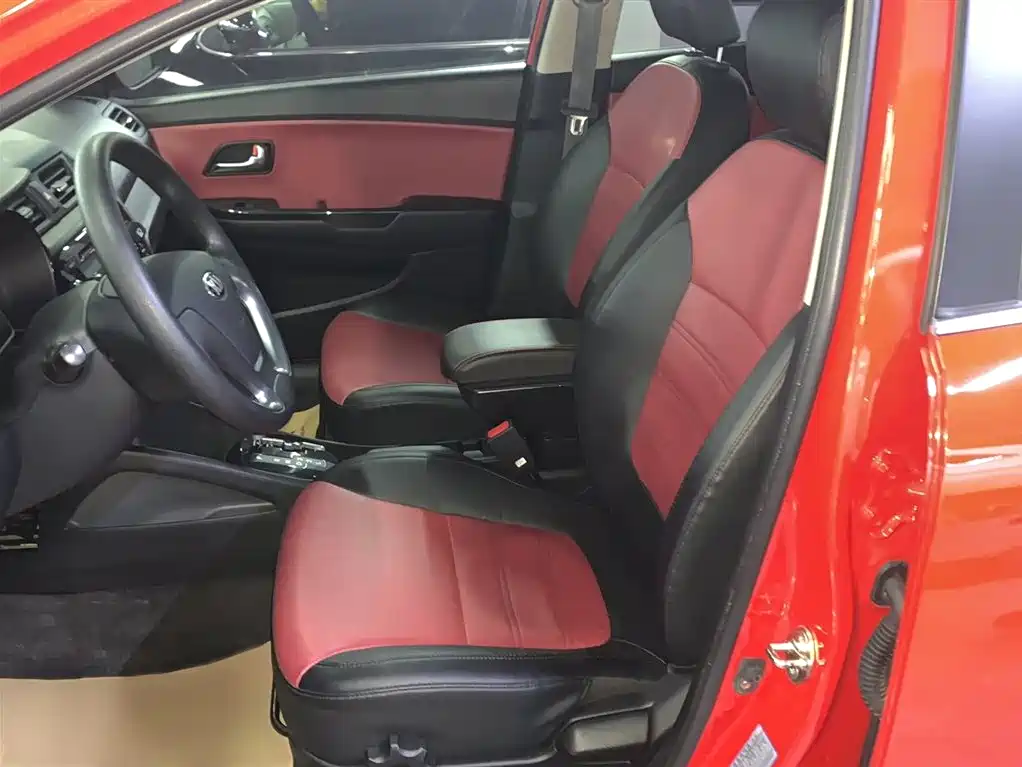 Kia K2 2015 Hatchback 1.4L AT GLS Cool Edition фото 10