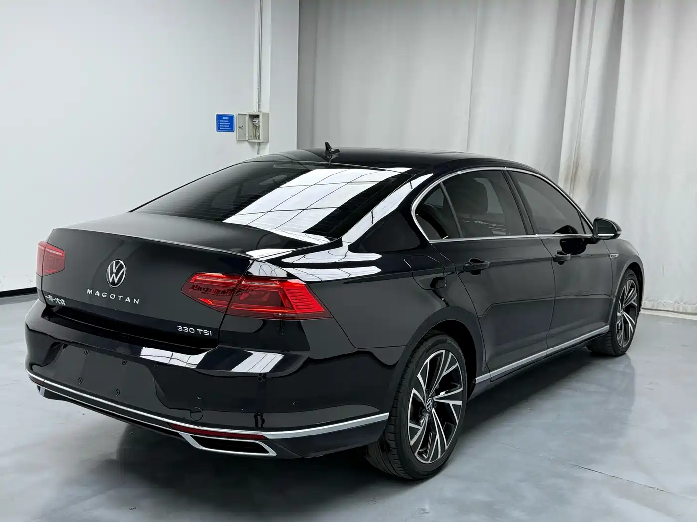Volkswagen Magotan 2020 330TSI DSG Luxury фото 7