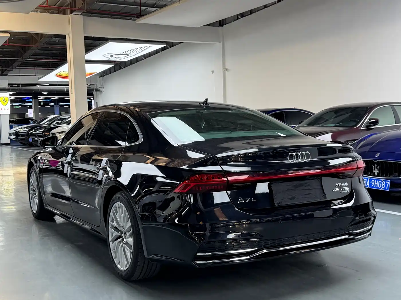 Audi A7L 2024 45TFSI S-line Dream Edition Crystal Package фото 22
