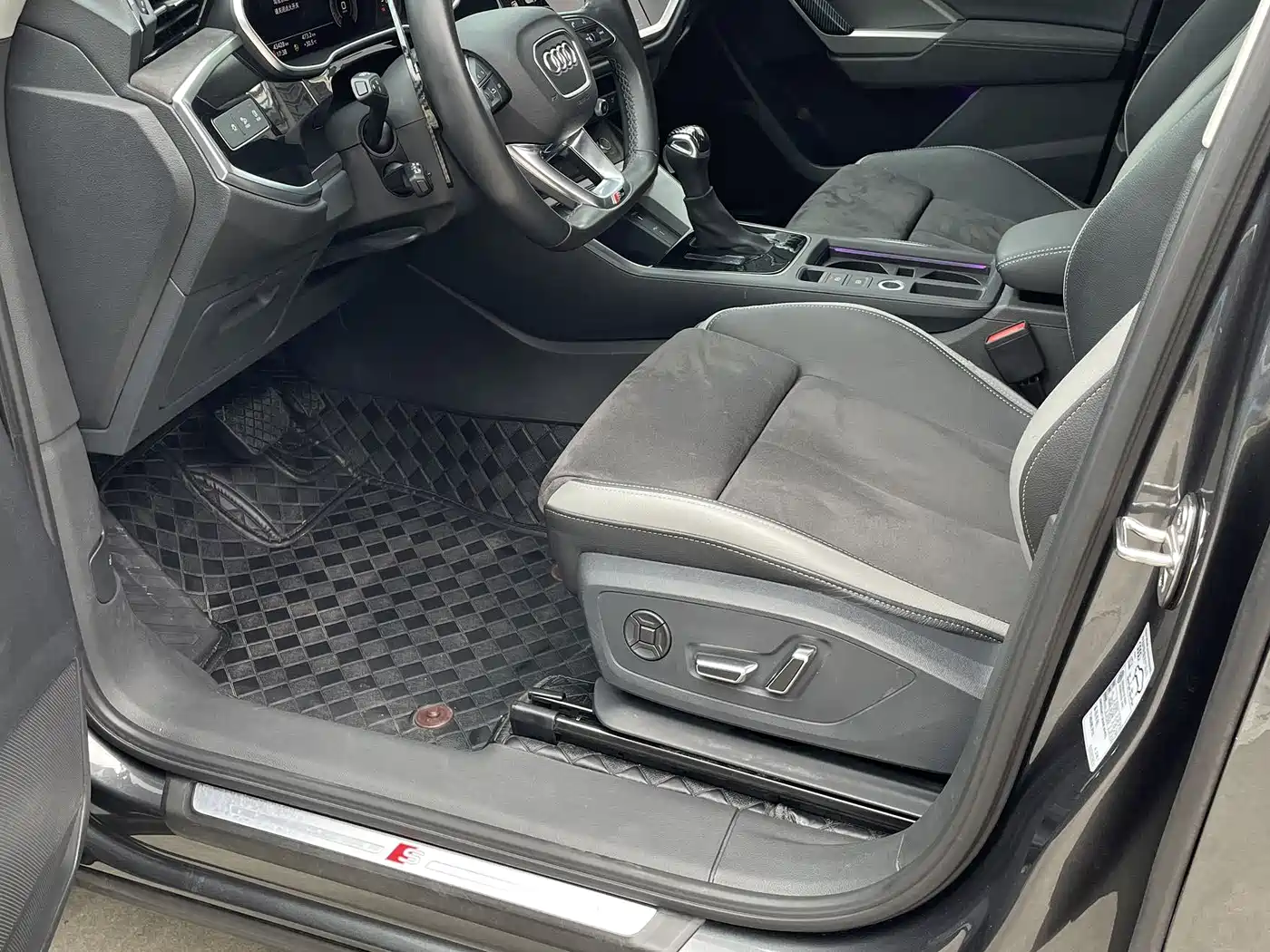 Audi Q3 2023 35 TFSI Fashion Dynamic (1.4T) фото 9