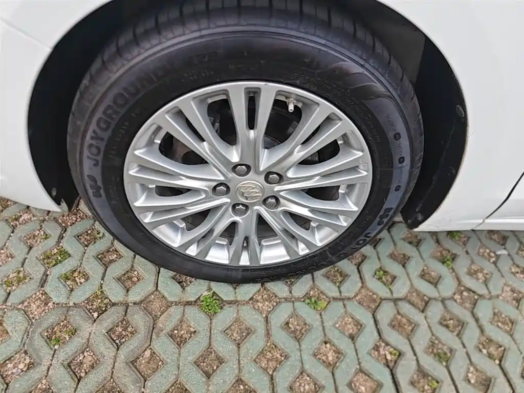 Buick Excelle 2016 15N Automatic Elite фото 23