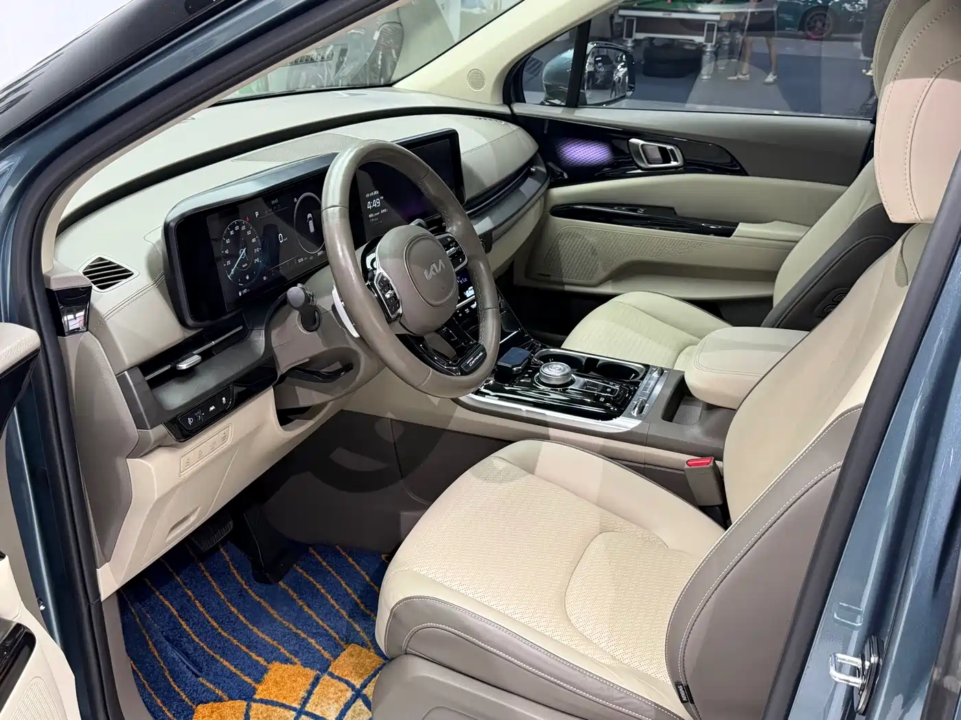 Kia Carnival 2021 2.0T Flagship Edition фото 11