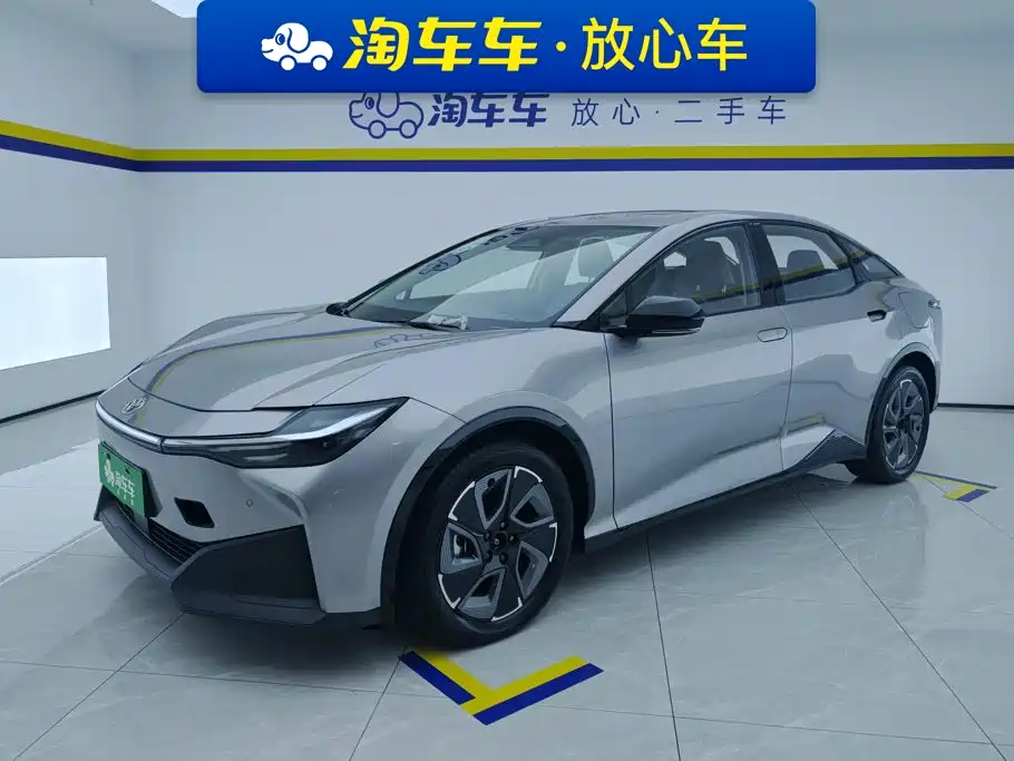 Toyota bZ3 2024