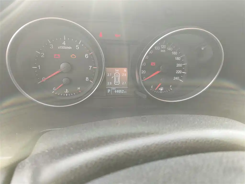 Haval M6 2021 PLUS 1.5T DCT Luxury Smart Connect фото 3