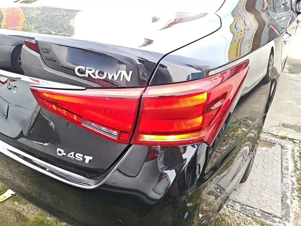 Toyota Crown 2018 2.0T Sport Edition фото 8