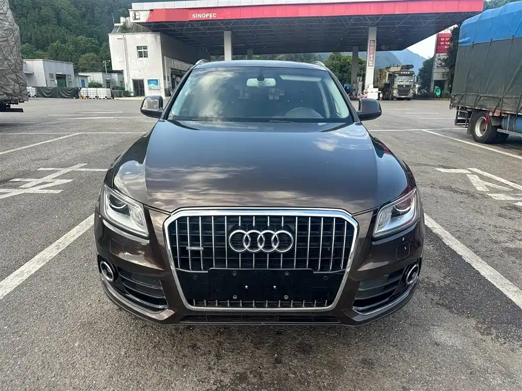 Audi Q5 2013 40 TFSI Comfort фото 2