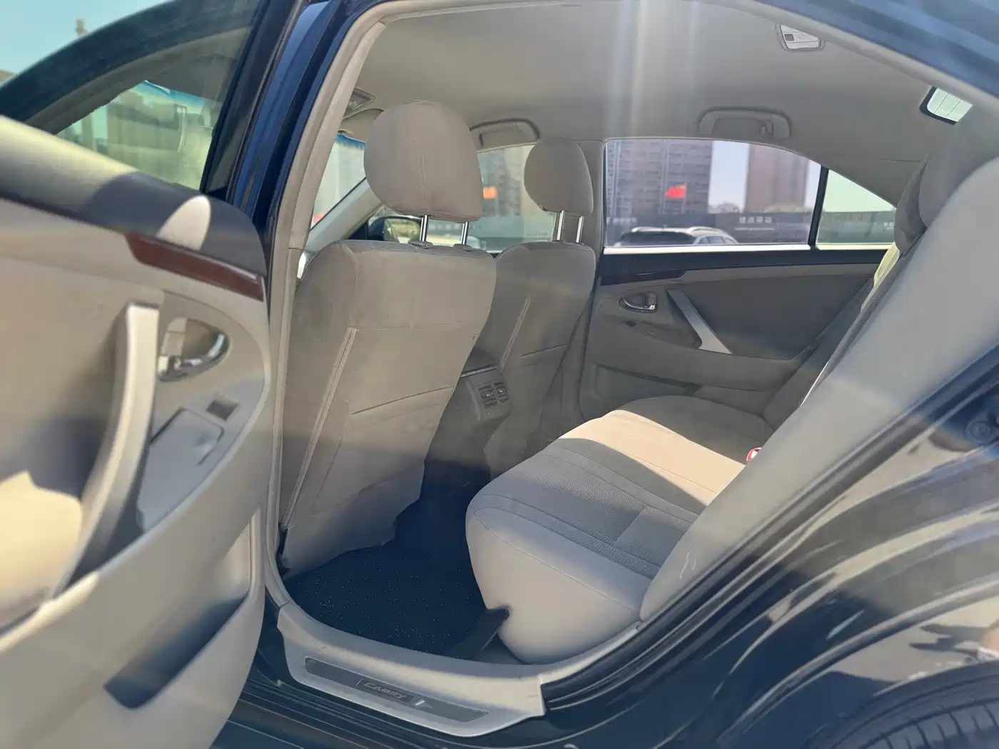 Toyota Camry 2013 200E Classic Elite Edition фото 6