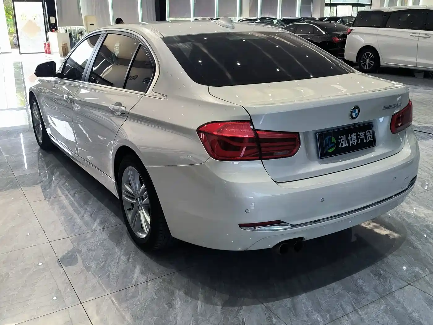 BMW 3 Series 2017 320Li Fashion фото 9