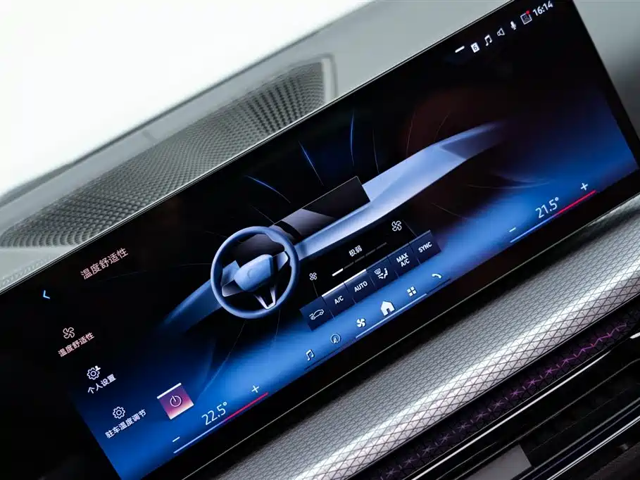BMW 4 Series 2024 430i Gran Coupe M Sport Shadowline Package фото 20