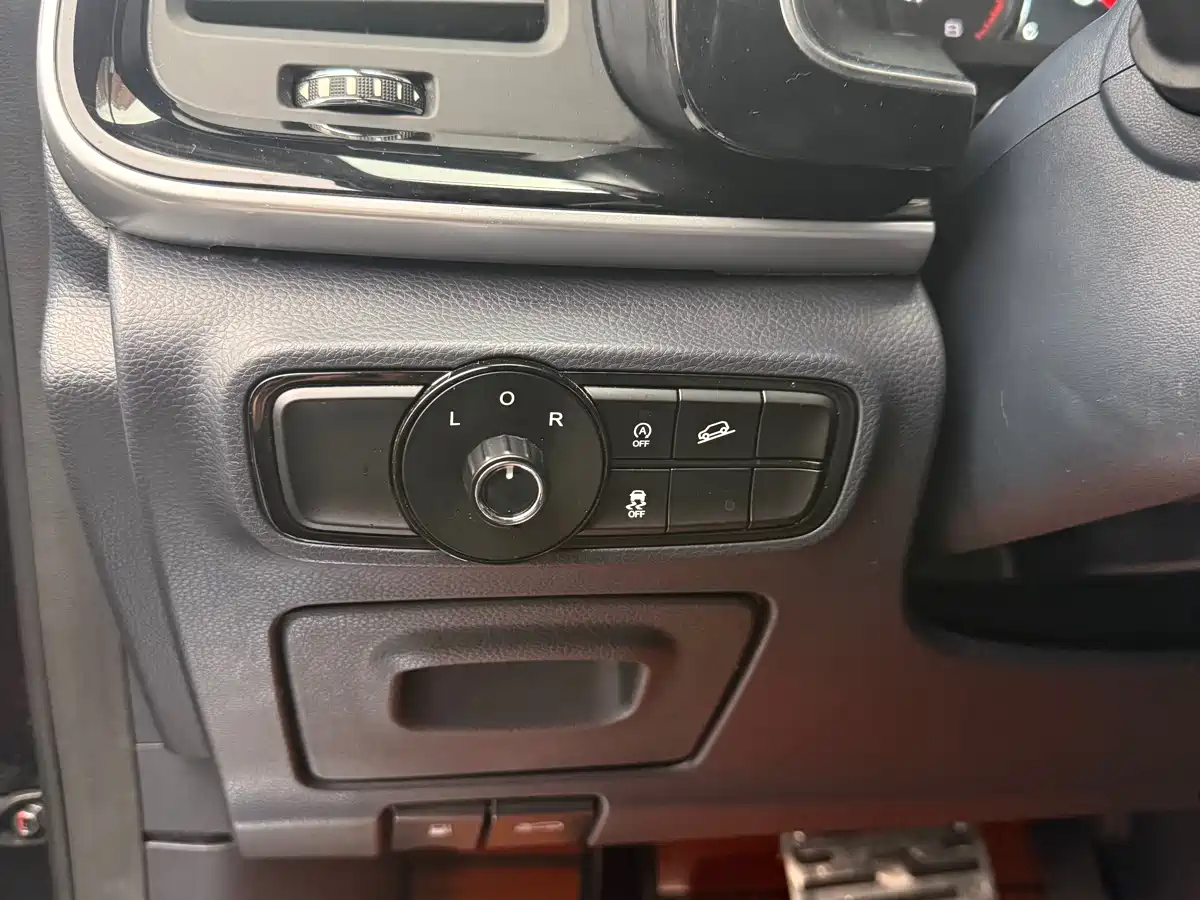 GAC Trumpchi Trumpchi M8 2021 Leading Show Series 390T Premium Edition фото 6