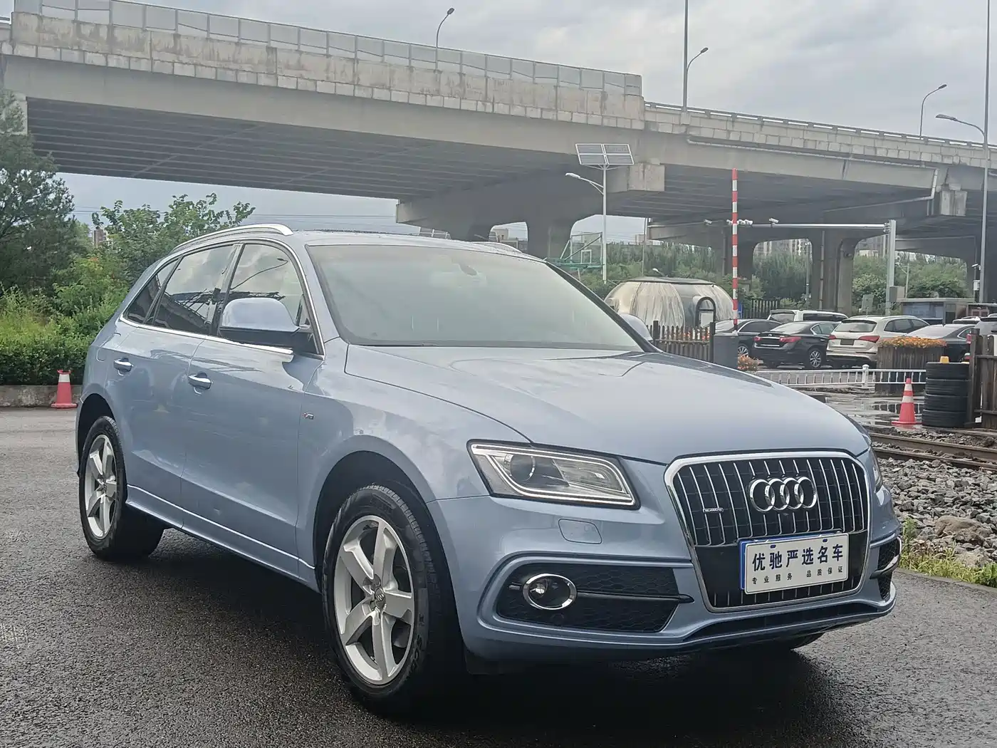 Audi Q5 2018 2017 40 TFSI Progressive