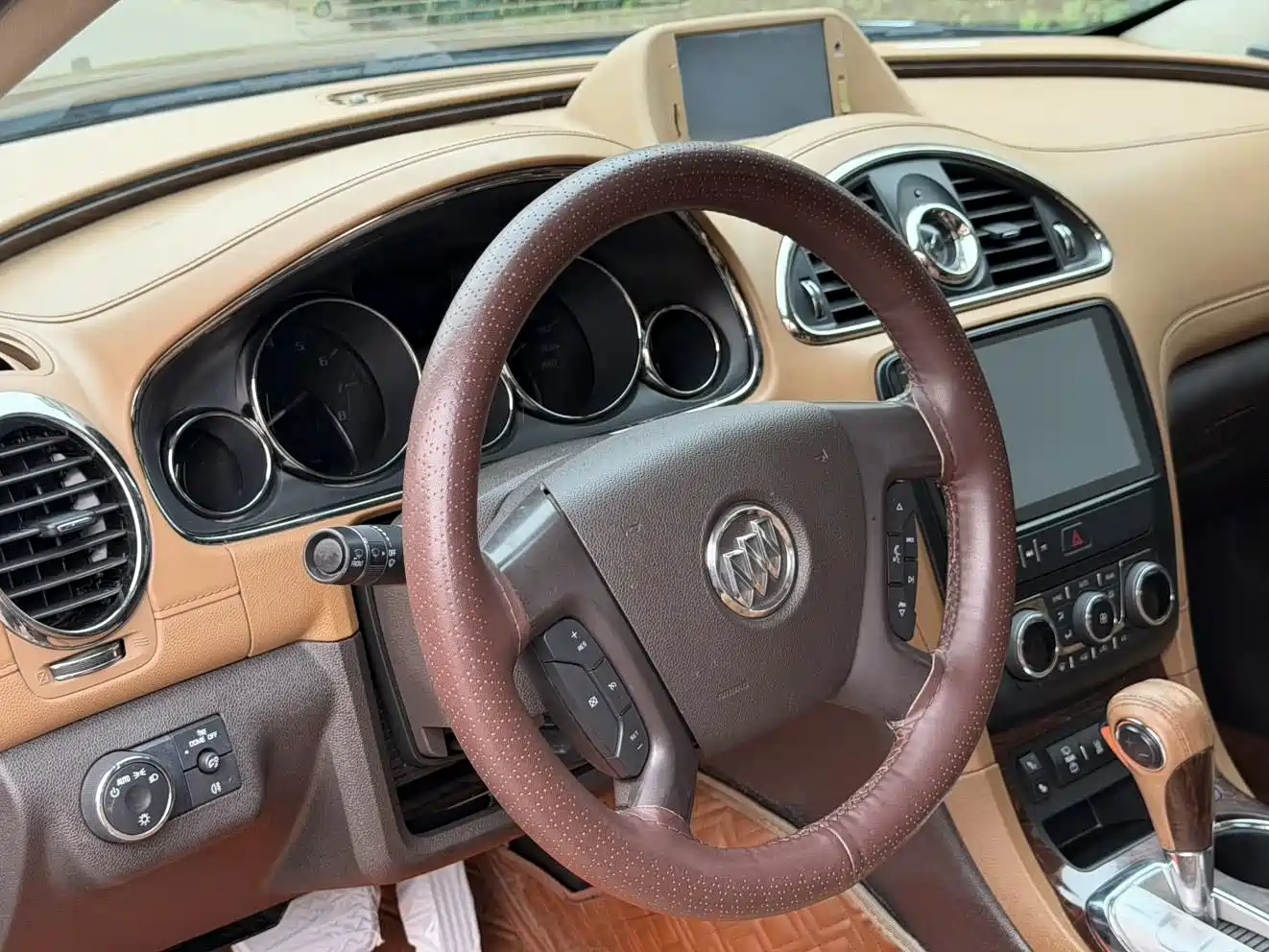 Buick Enclave 2014 3.6L 2WD Elite Comfort фото 20