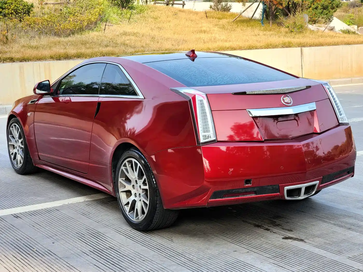 Cadillac CTS (Import) 2011 3.6 COUPE фото 3