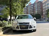Фото 2 - Ford Focus