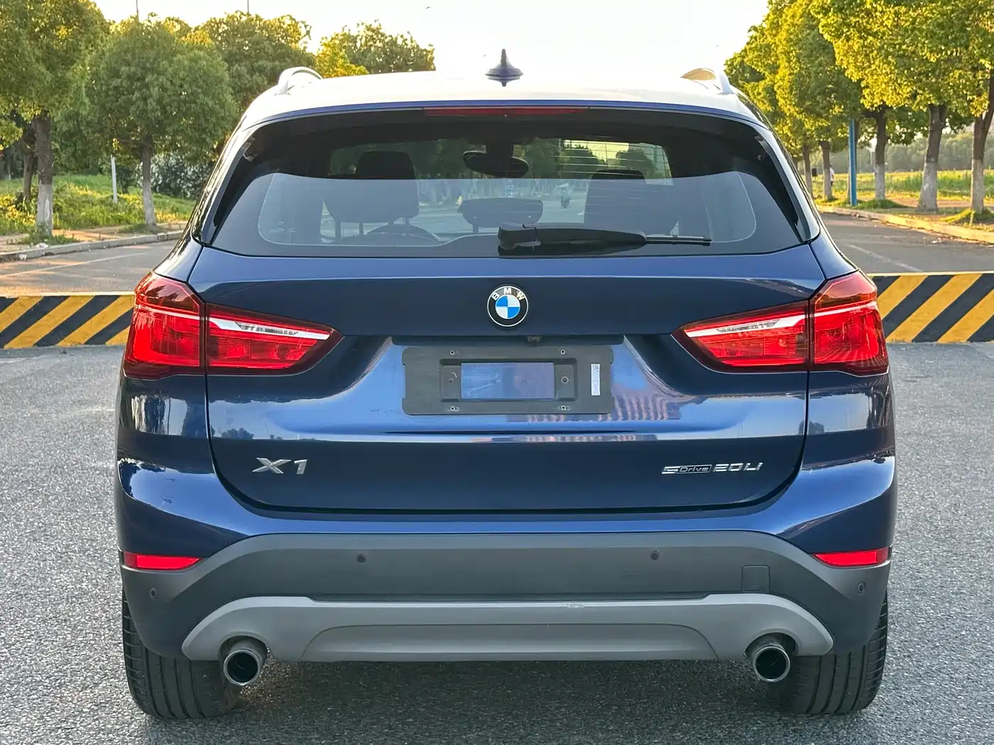 BMW X1 2018 sDrive20Li Leading Model фото 5