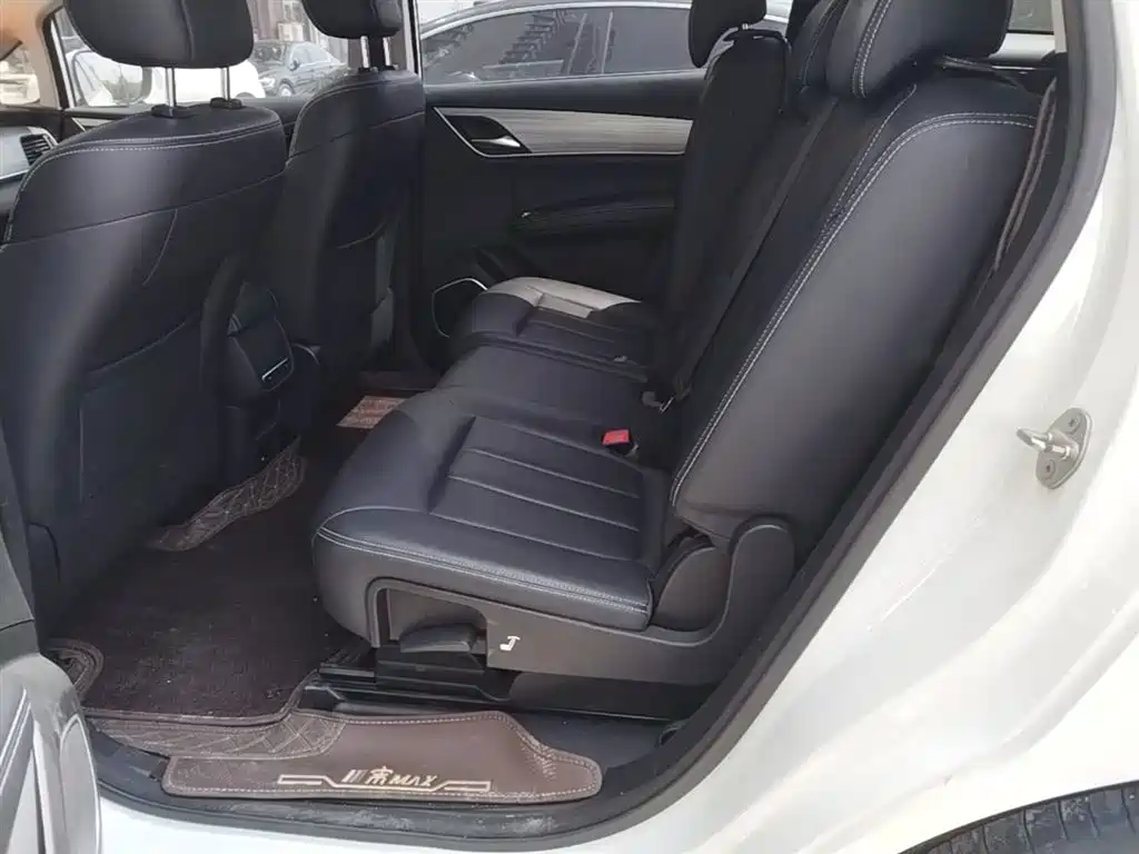 BYD Song MAX New Energy 2019 DM 1.5T Smart Connect Advance 7-seater China VI фото 17