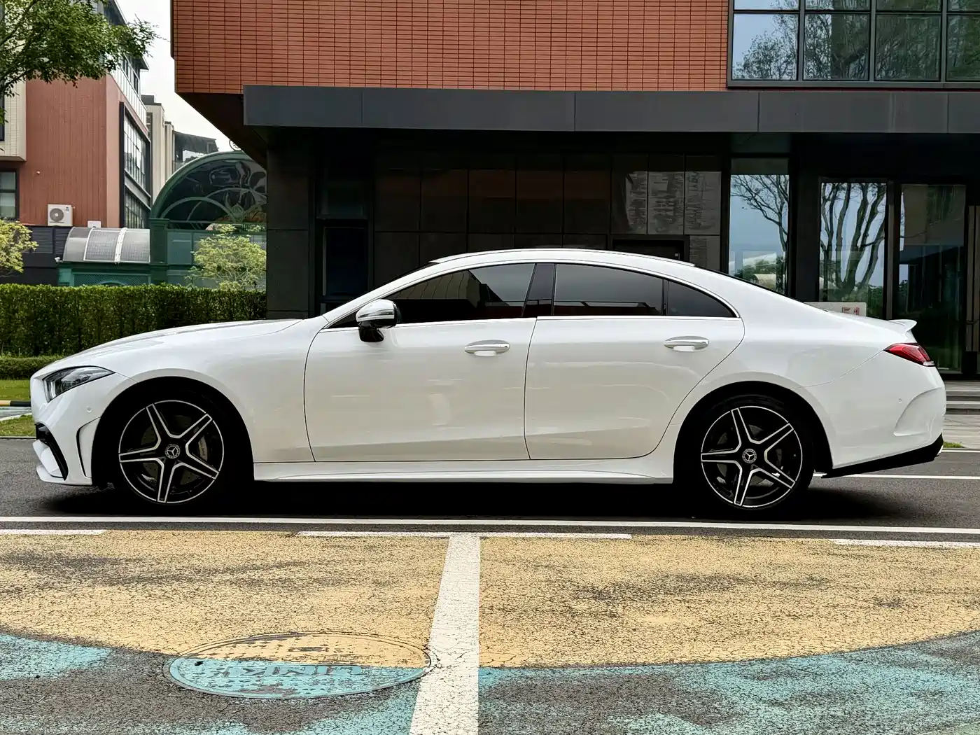 Mercedes-Benz CLS 2022 CLS 350 4MATIC фото 27