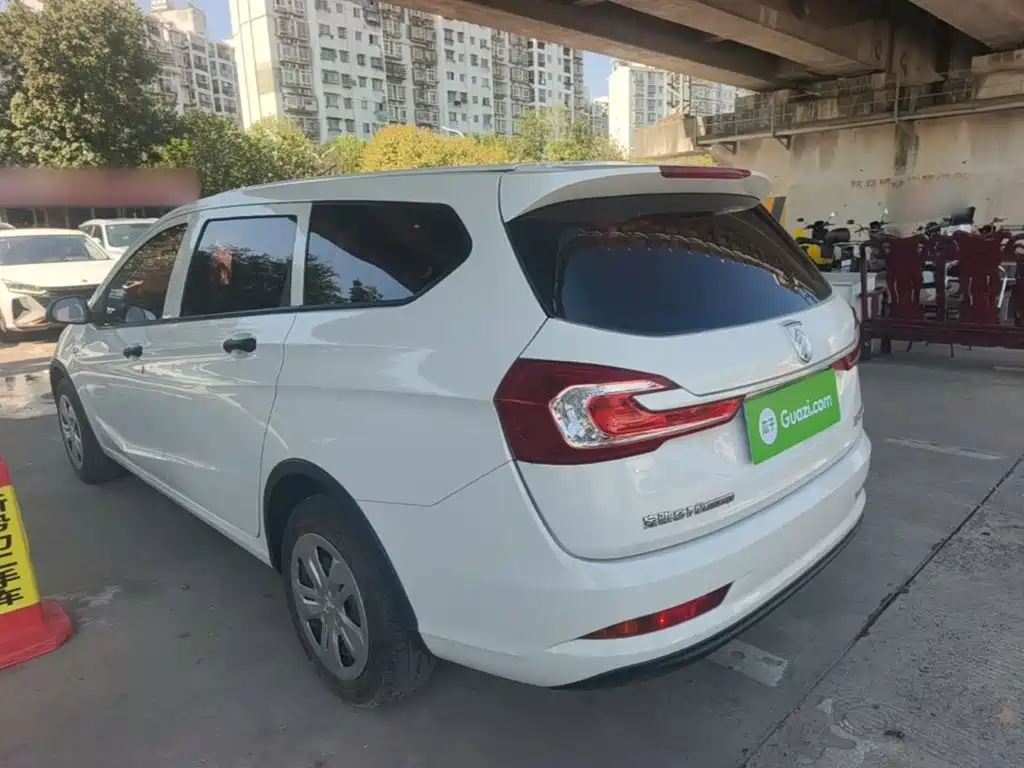 Baojun 310W 2017 2017 1.2L Manual Value Edition (China V)