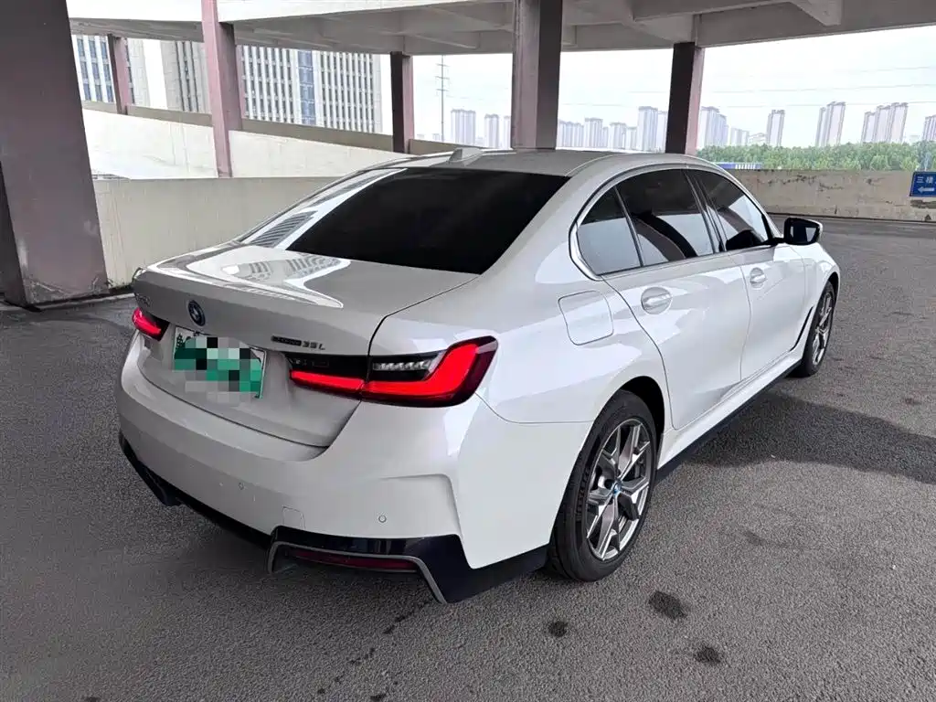 BMW i3 2022 eDrive 35 L фото 9