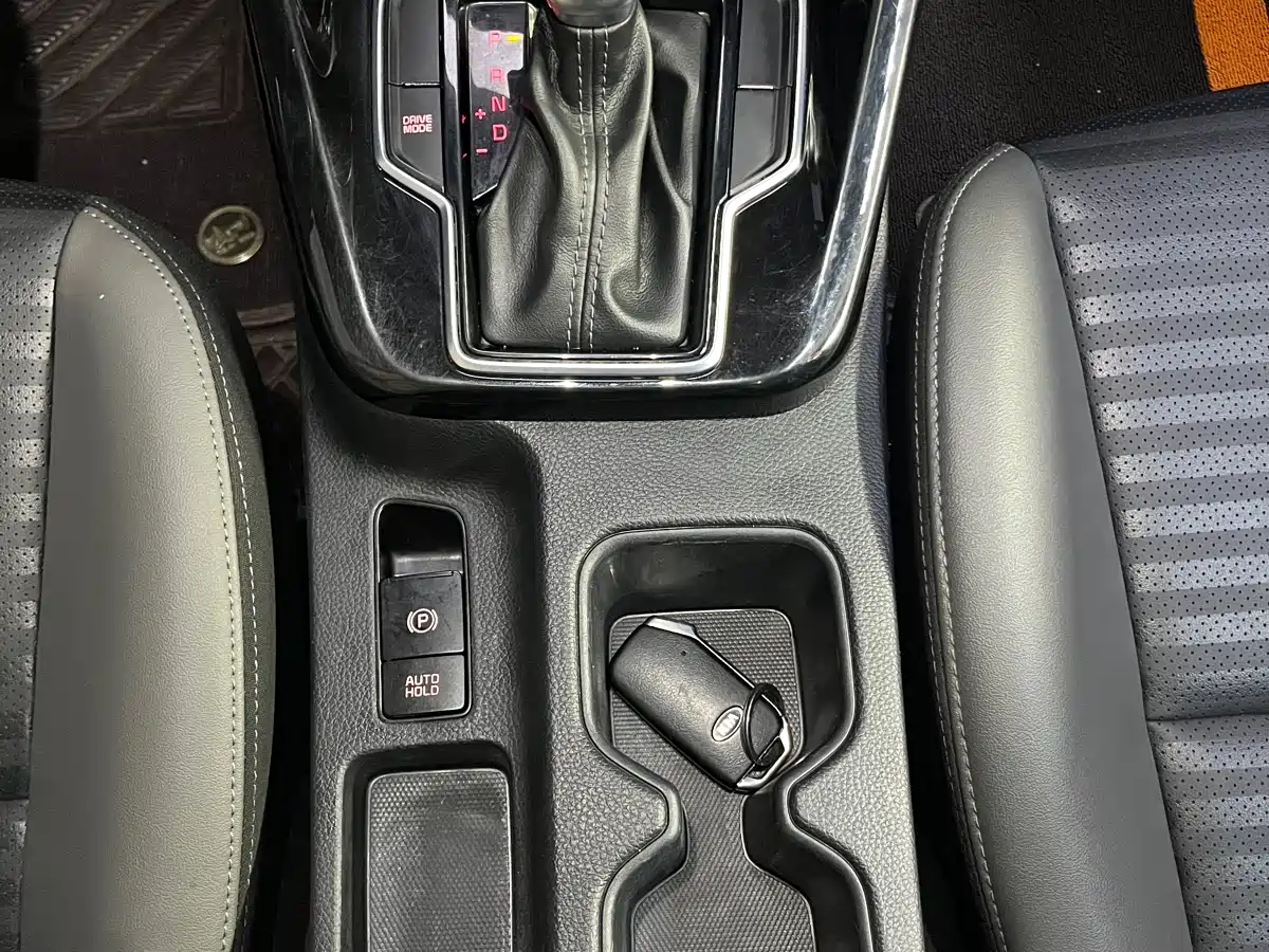 Kia Sportage 2019 2.0L Automatic Smart Luxury Edition фото 27