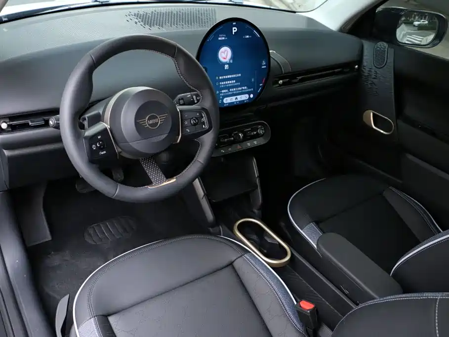 MINI Electric MINI COOPER 2025 2024 456km COOPER E Classic