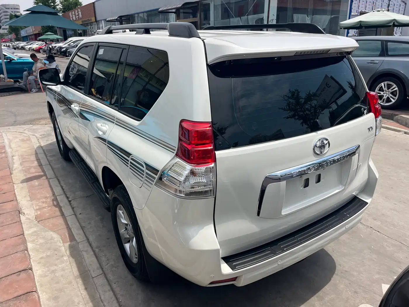 Toyota Prado (Import) 2010 2.7L Automatic Standard фото 3