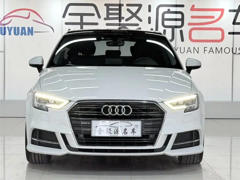 Audi A3 2019 Sportback 35 TFSI Fashion China VI фото 2