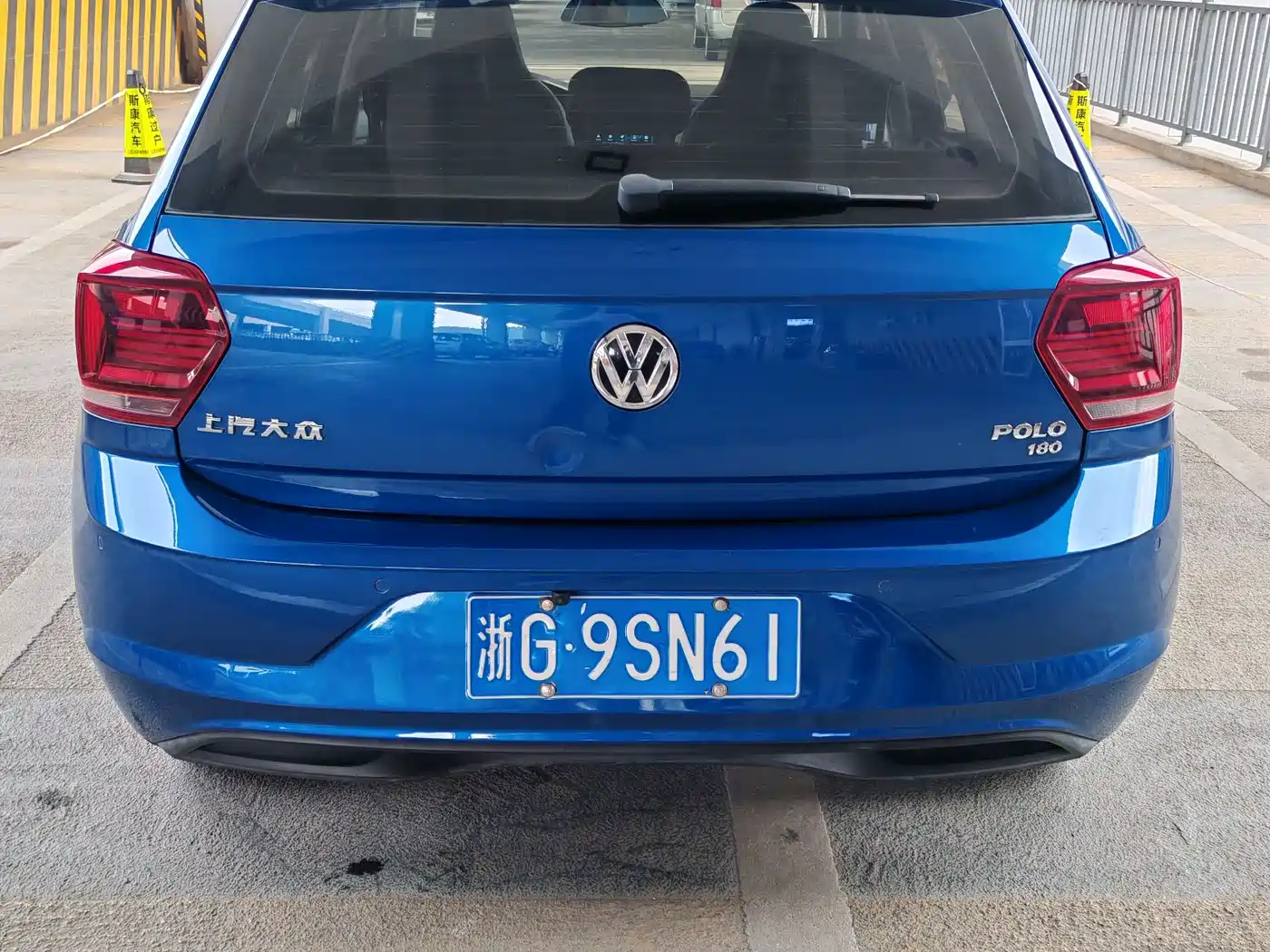 Volkswagen Polo 2019 Plus 1.5L Automatic Colorful Tech Edition фото 5
