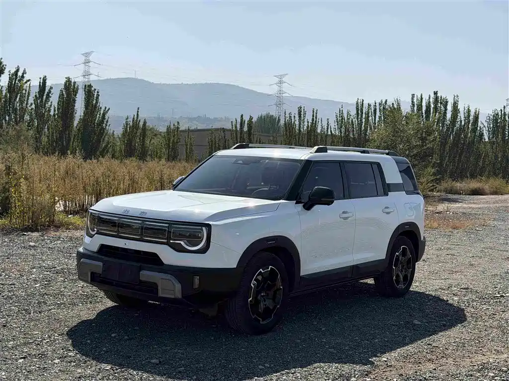 Photo 1 - BAIC ORV Beijing Off-Road BJ30