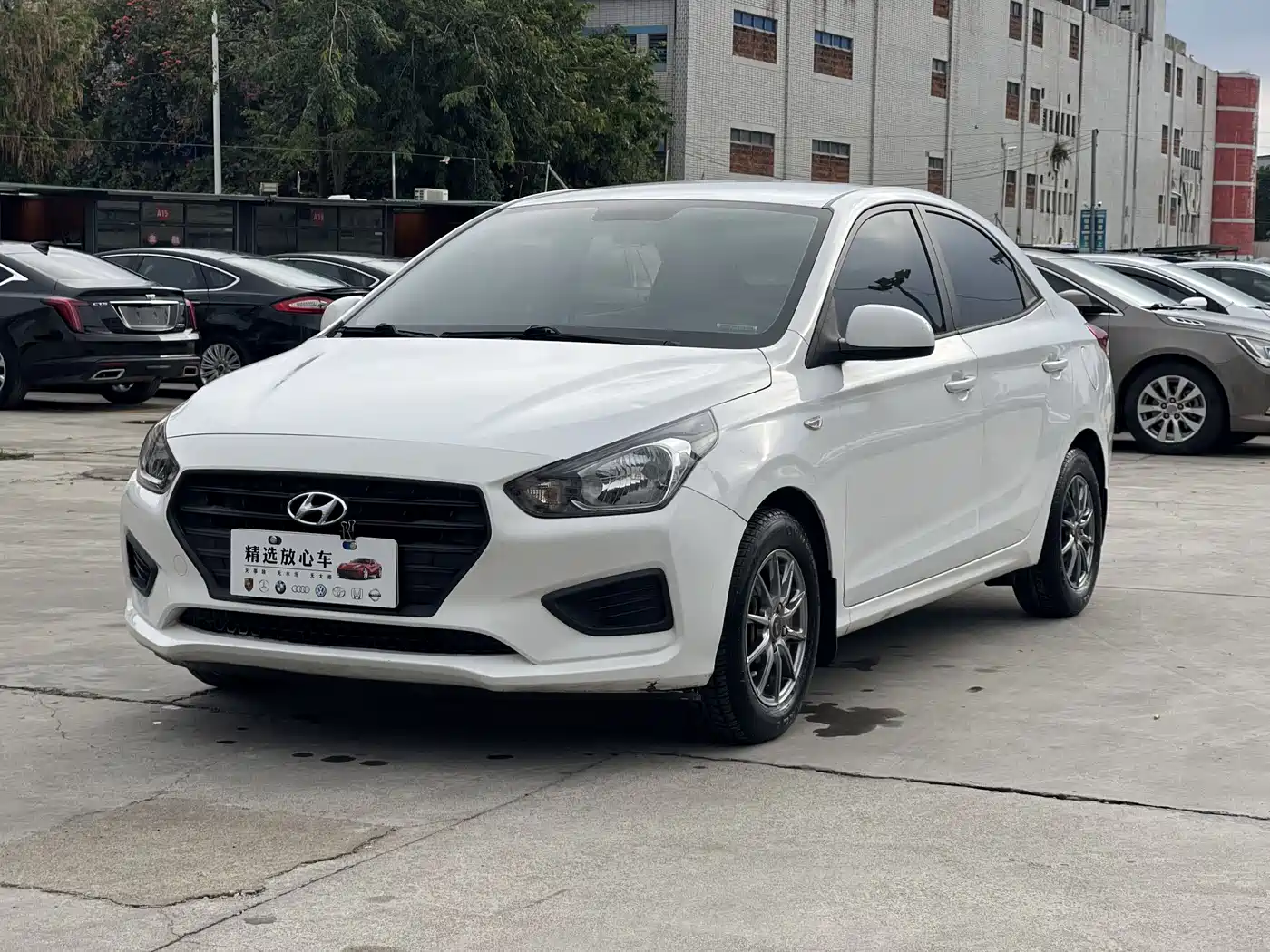 HYUNDAI RENA