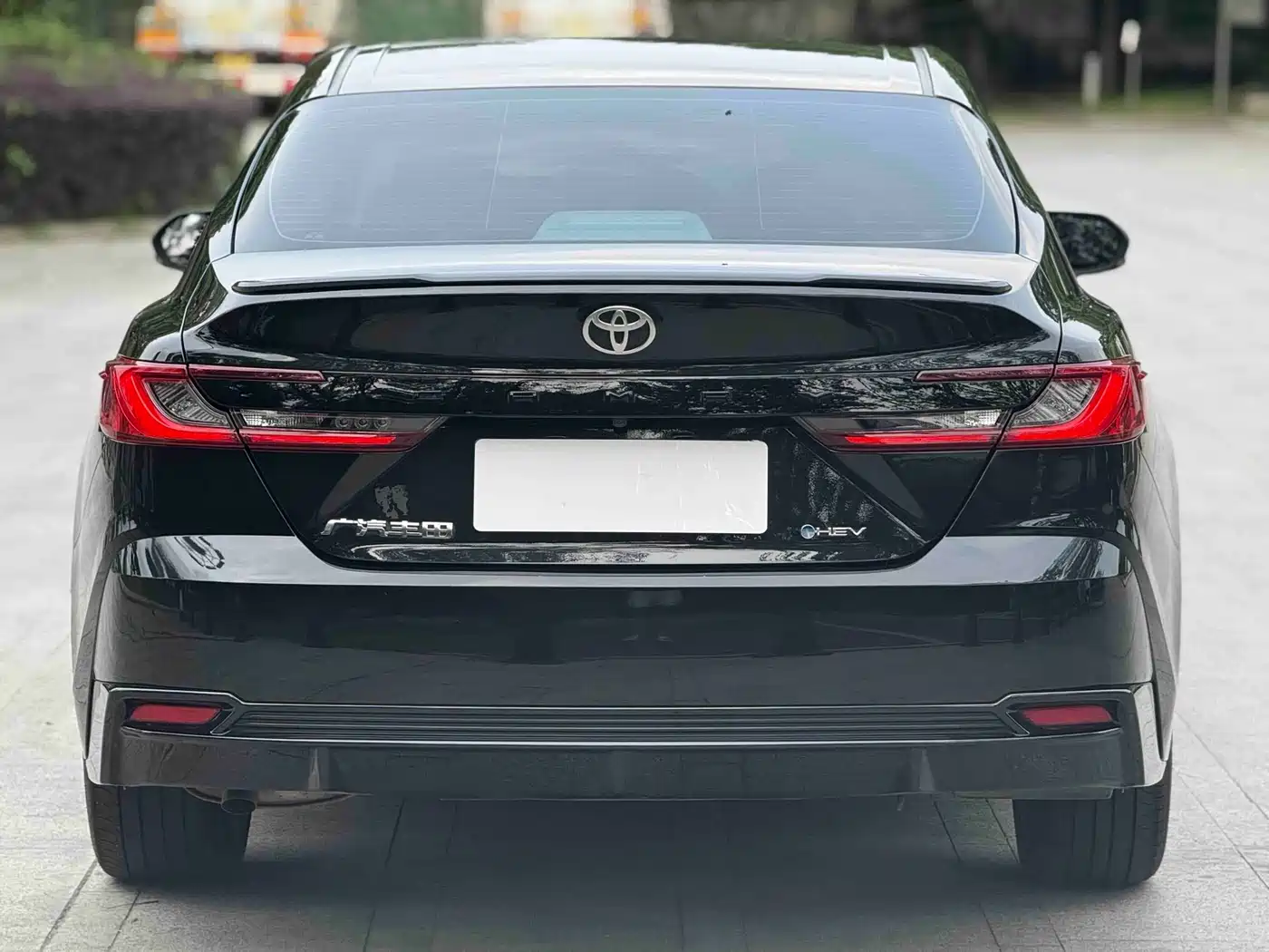 Toyota Camry 2026 Hybrid 2.0HSE Sport Lite Edition фото 15