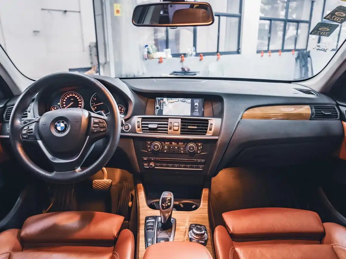 BMW X3 (Import) 2013 Facelift xDrive35i Luxury фото 10