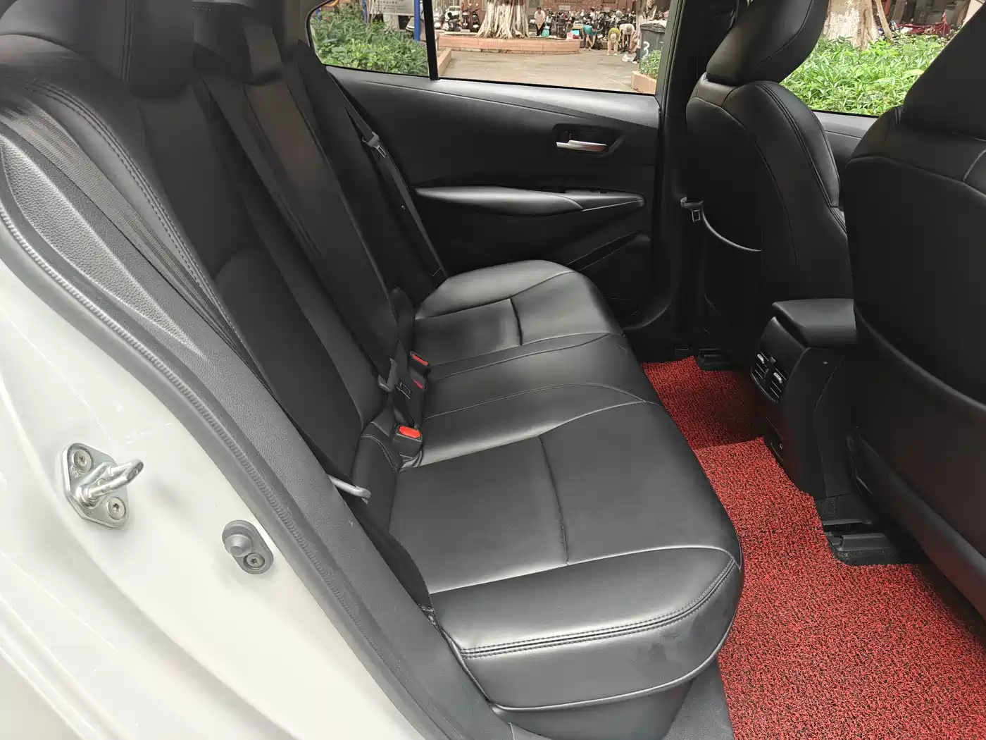 Toyota Levin 2023 Smart Hybrid 1.8L Luxury фото 15