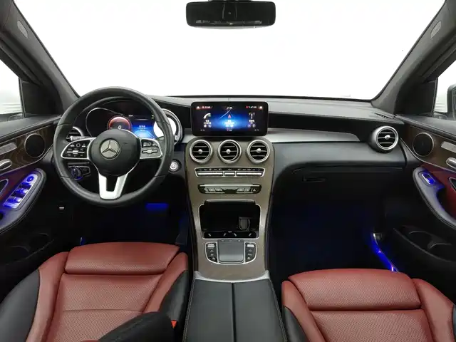 Mercedes-Benz GLC 2020 Facelift GLC 260 L 4MATIC Luxury — фото 5