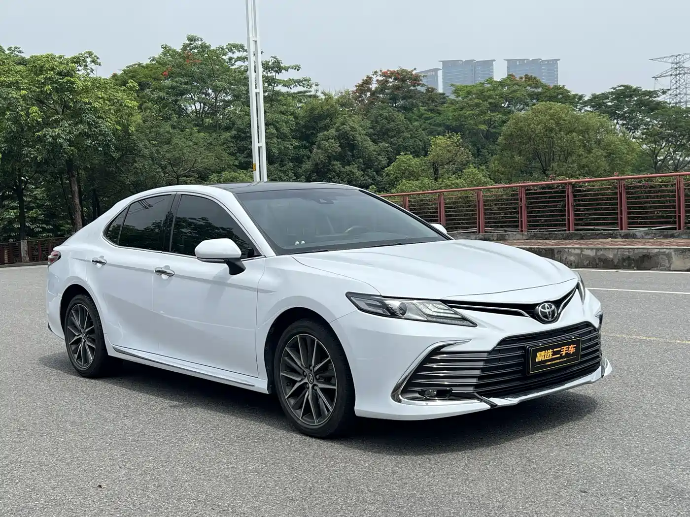 Toyota Camry 2023 2.5G Luxury Edition фото 3
