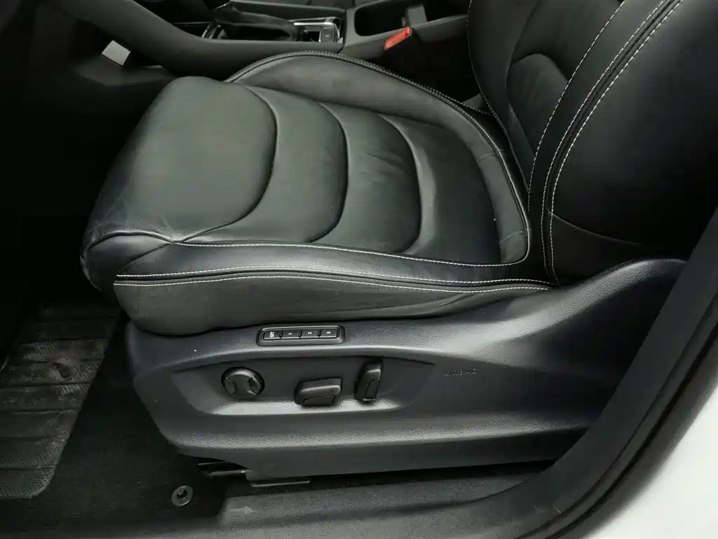 Škoda Kodiaq 2019 Facelift TSI330 7-Seater 2WD Luxury Premium Edition China VI фото 20