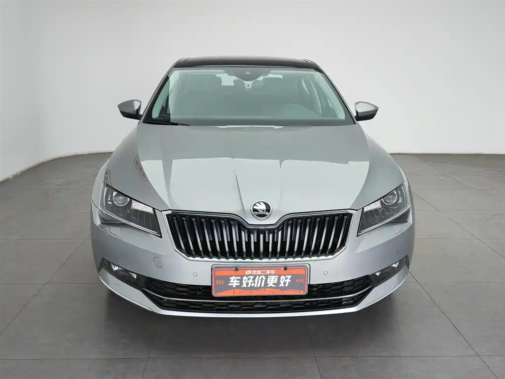 Škoda Superb 2016 TSI330 DSG Smart Edition фото 3