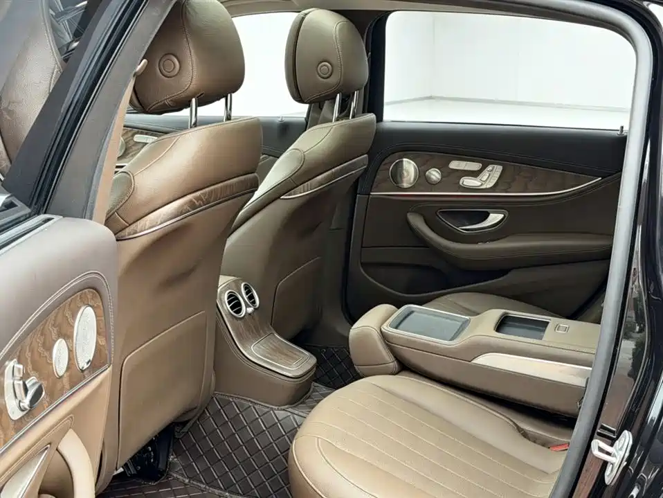 Mercedes-Benz E-Class 2023 E 300 L Luxury фото 6