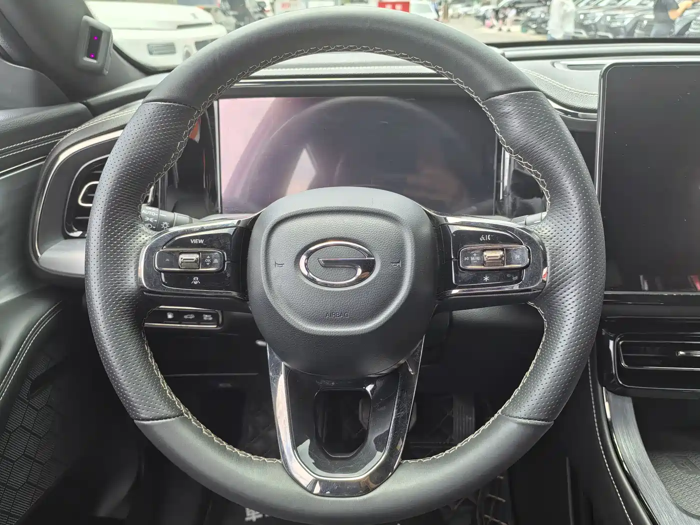 GAC Trumpchi Trumpchi GS8 2022 Dual Engine Series 2.0TM 2WD Premium Edition (7-Seater) фото 9