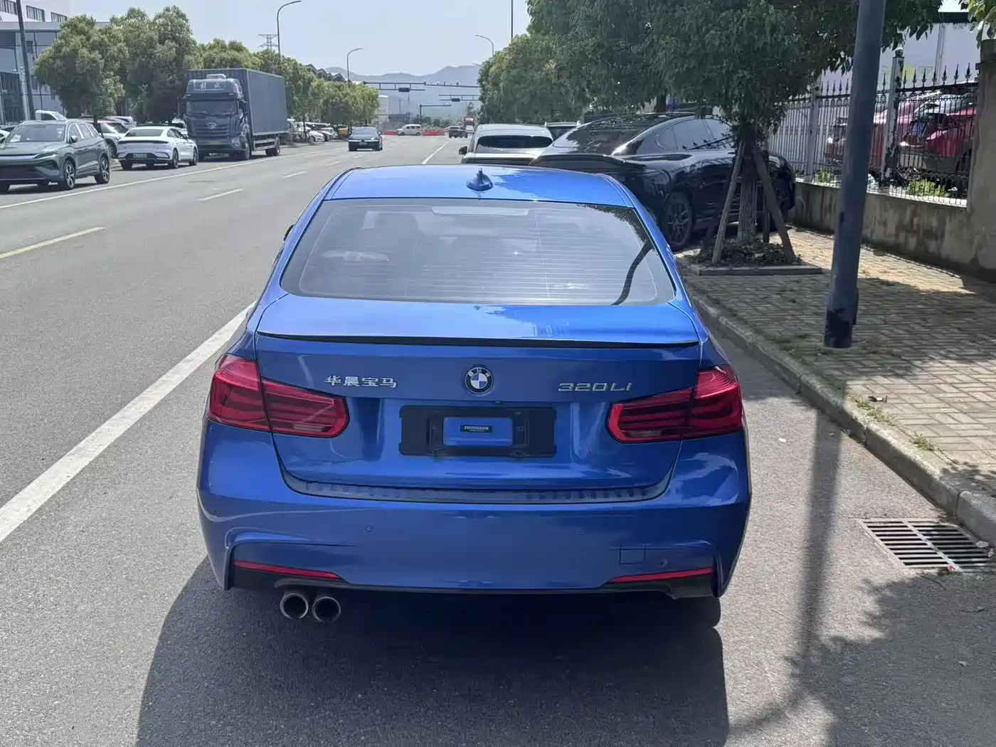 BMW 3 Series 2018 320Li Leading M Sport Package фото 5