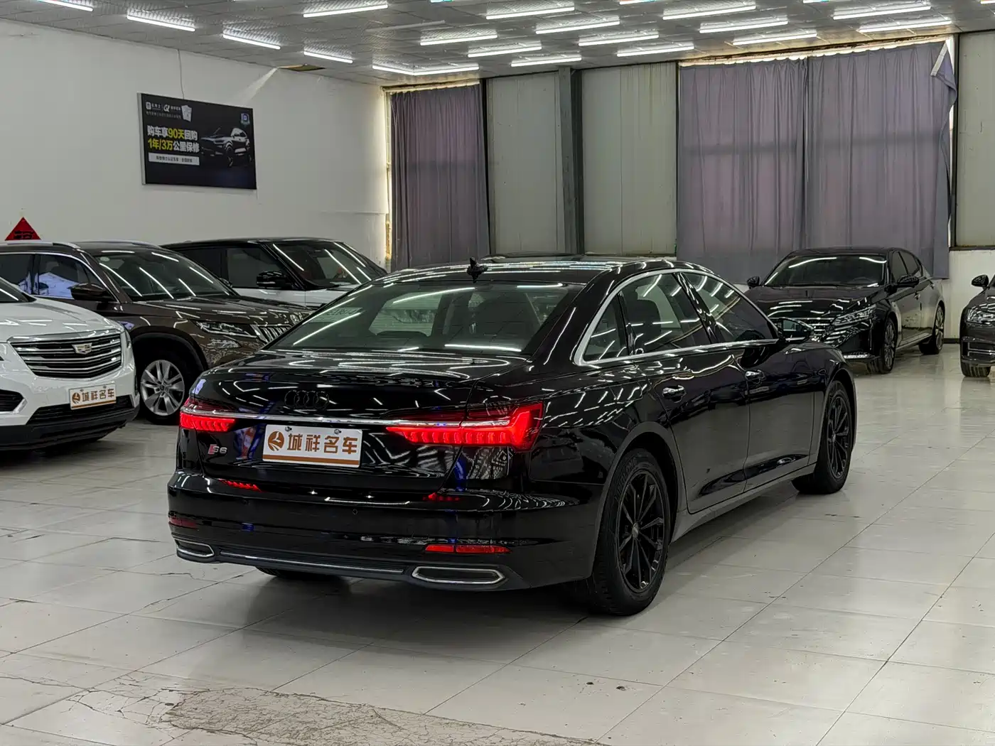 Фото 8 - Audi A6L