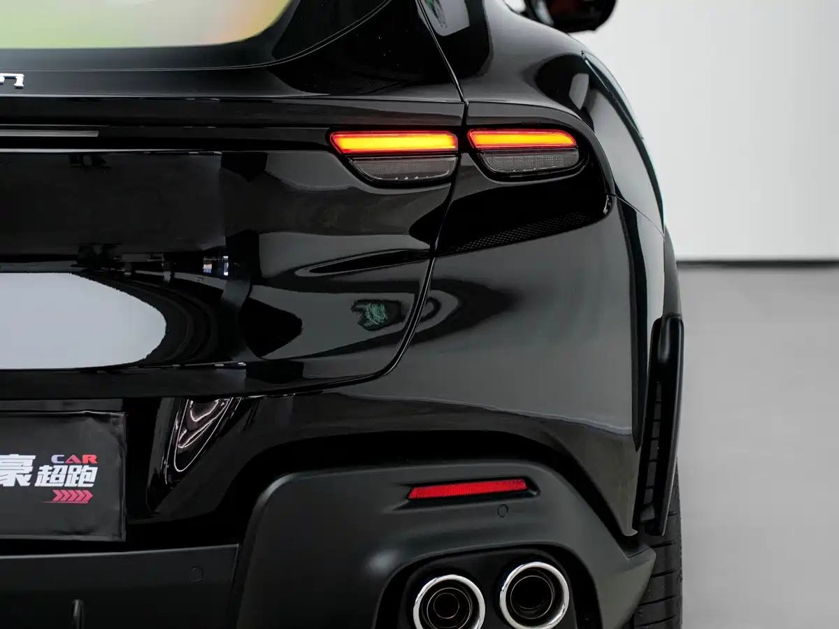 Ferrari Purosangue 2024 2023 6.5L V12